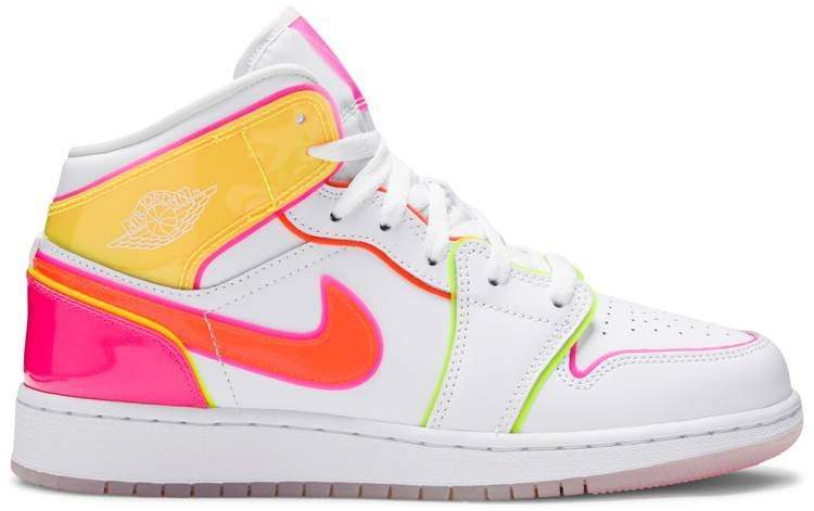 Wmns Air Jordan 1 Mid SE ¡®Edge Glow¡¯ Revered Footwear