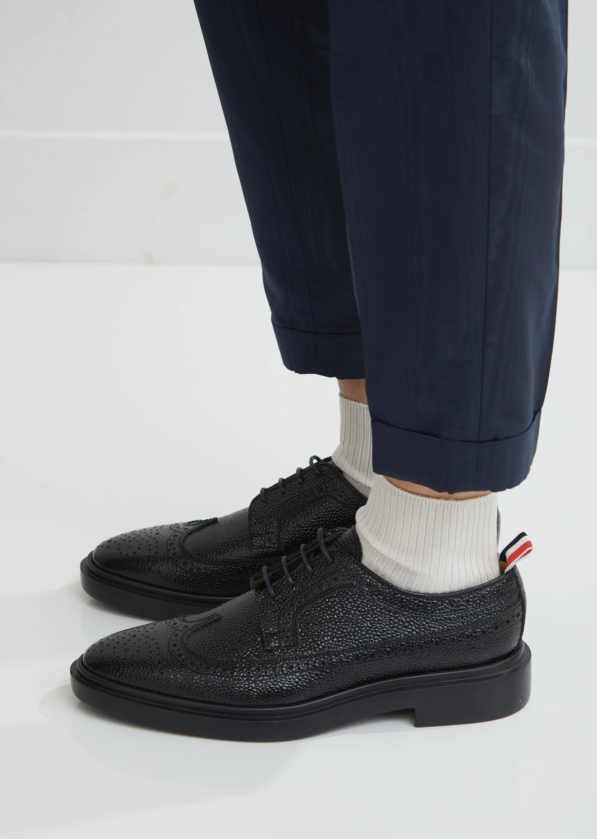 Classic Longwing Leather Brogue