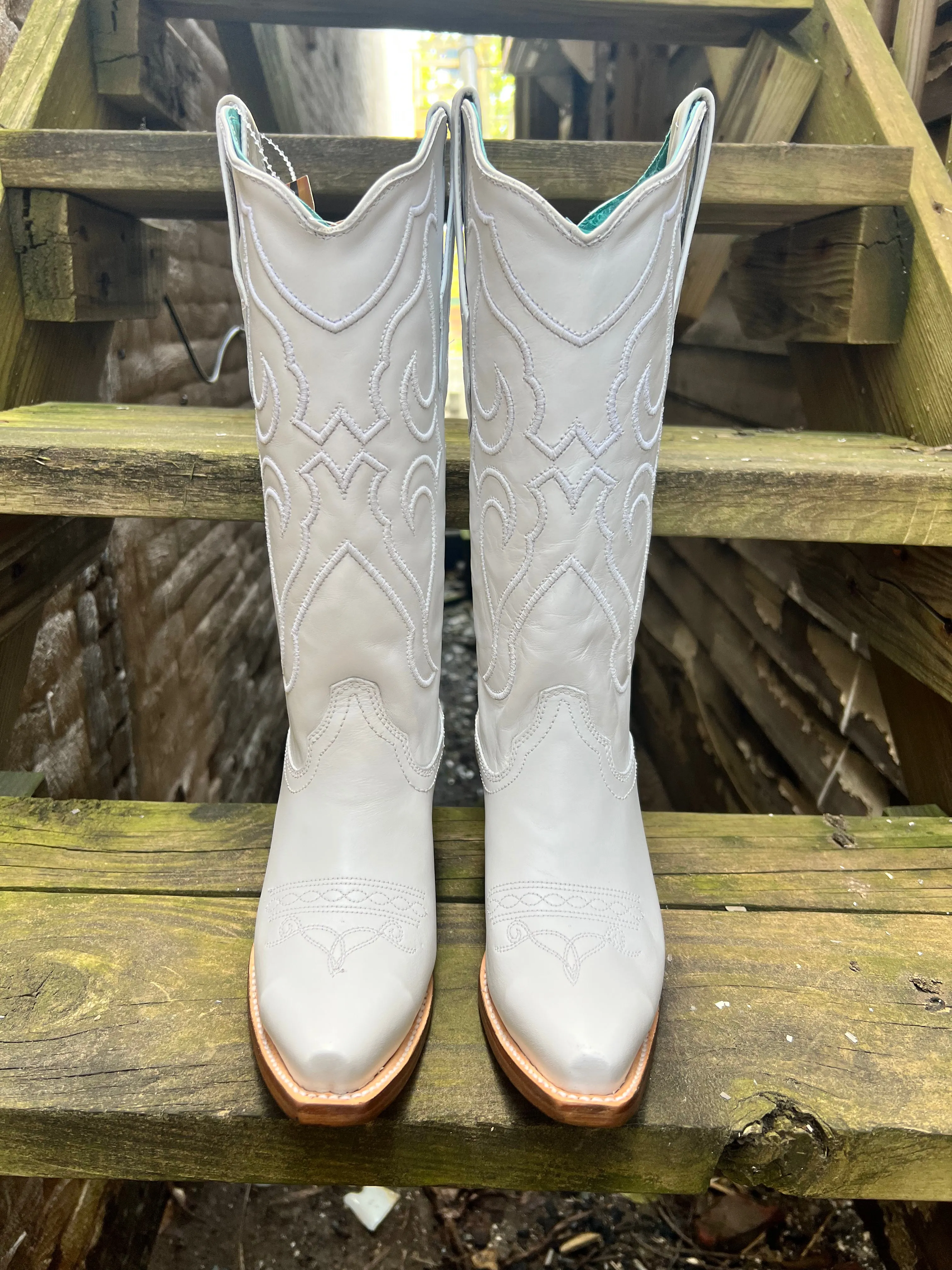 Corral Women's White Snip Toe Cowgirl Boots Z5046