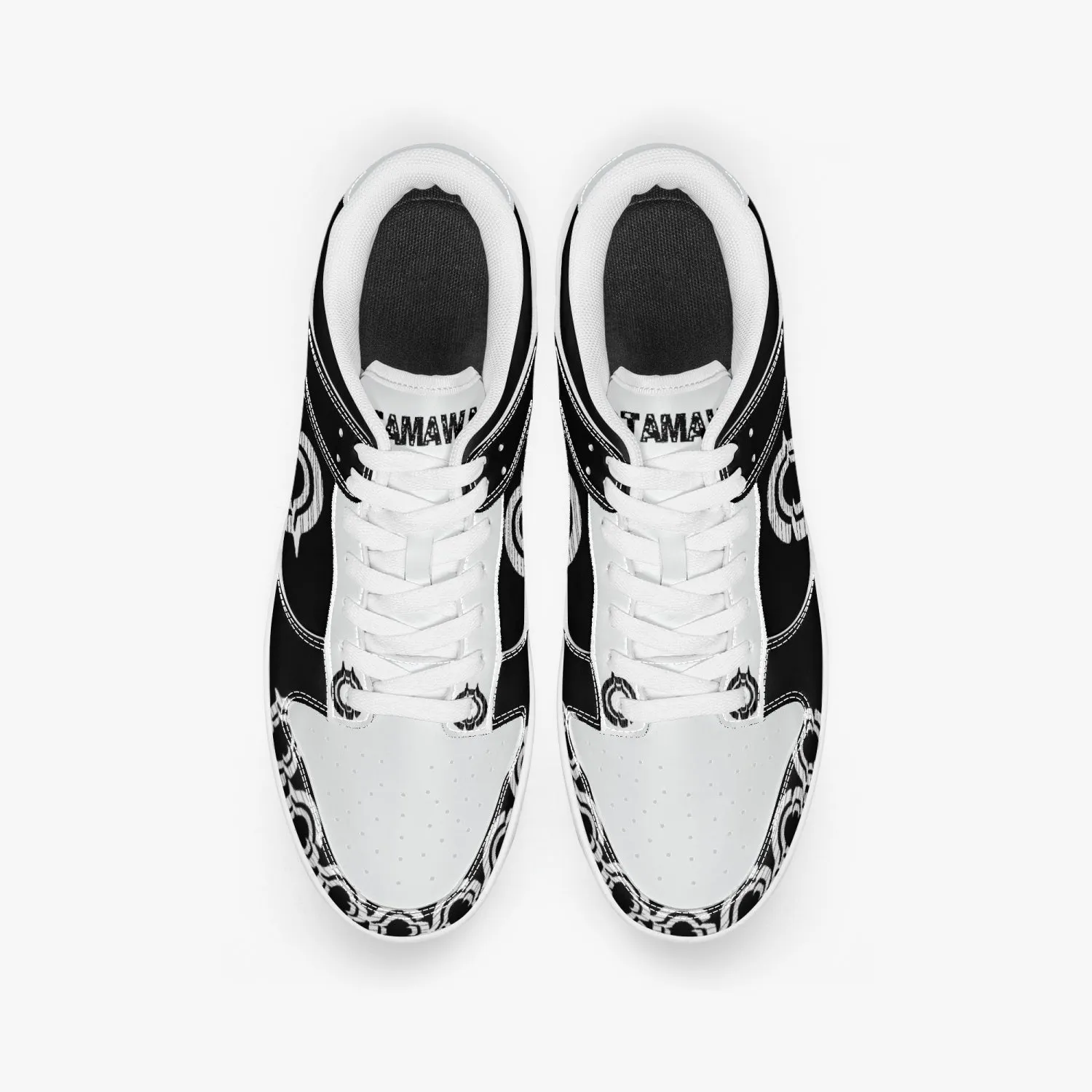 Dunk Stylish Low-Top Leather Sneakers Black and White logo