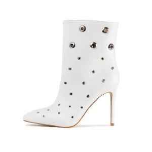 RAID Stormy Ankle Boots in White